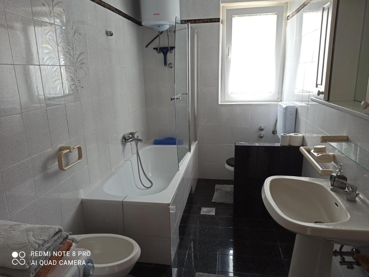 Lea Apartment อูมัค ภายนอก รูปภาพ